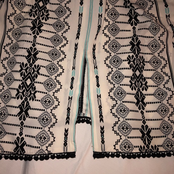 Tank - Picture 5 of 5